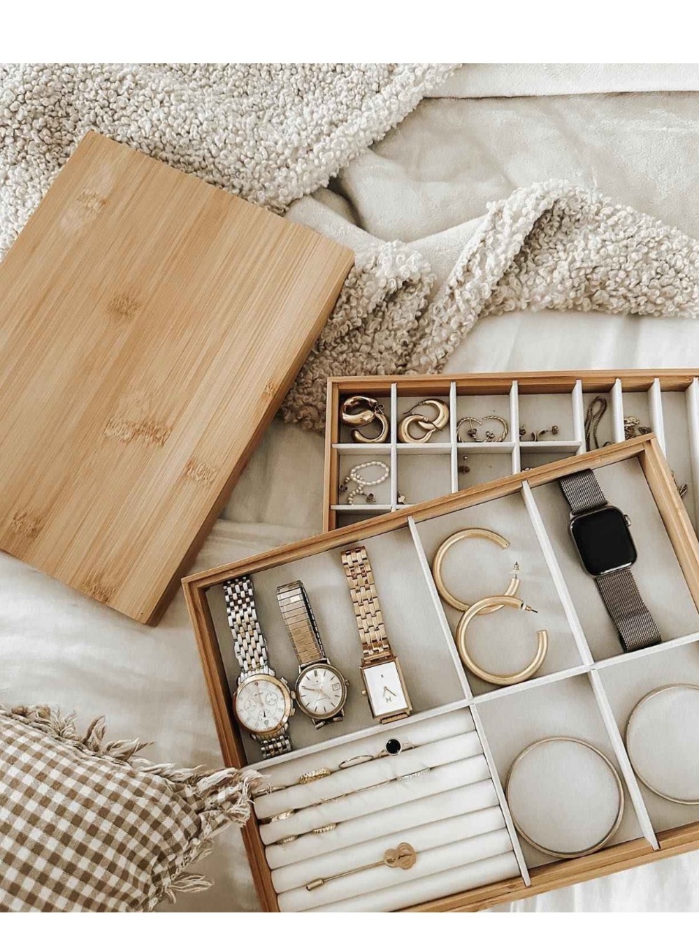 9"x12" Stackable Bamboo Accessory
Tray Set with Lid